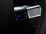 Hyundai Kona Electric Premium 64.8 kWh | WK Deal! | Apple Carplay/Android Auto | 360 graden camera | Lichtmetalen velgen | Stoelverwarming/verkoeling | Elektrische achterklep |