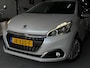 Peugeot 208 1.2 PureTech Allure/ luxe uitvoering/ nap/ 2e EIG/ dealeronderhouden/ 1jaar apk/ volle opties/ zeer nette auto.