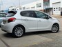 Peugeot 208 1.2 PureTech Allure/ luxe uitvoering/ nap/ 2e EIG/ dealeronderhouden/ 1jaar apk/ volle opties/ zeer nette auto.