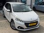 Peugeot 208 1.2 PureTech Allure/ luxe uitvoering/ nap/ 2e EIG/ dealeronderhouden/ 1jaar apk/ volle opties/ zeer nette auto.