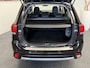 Mitsubishi Outlander 2.0 PHEV Prestige 4WD NAVIGATIE LEDER ADAPTIVE CRUISE CONTROL PANORAMA SCHUIF/KANTELDAK KEYLESS GO RIJSTROOKSENSOREN DODEHOEKSENSOREN RONDOMZICHT CAMRERA ZEER MOOI !!