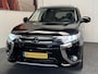 Mitsubishi Outlander 2.0 PHEV Prestige 4WD NAVIGATIE LEDER ADAPTIVE CRUISE CONTROL PANORAMA SCHUIF/KANTELDAK KEYLESS GO RIJSTROOKSENSOREN DODEHOEKSENSOREN RONDOMZICHT CAMRERA ZEER MOOI !!