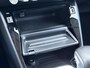 Peugeot 208 1.2 PureTech Allure Carplay,Camera,6 Bak,Stoelverw-Koeling,D-riem vv in 2025,Pdc,Clima,Cruise,Lm velgen,N.A.P,Rijstrooksensor,Nieuwe Apk bij Aflevering