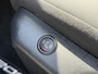 Peugeot 208 1.2 PureTech Allure Carplay,Camera,6 Bak,Stoelverw-Koeling,D-riem vv in 2025,Pdc,Clima,Cruise,Lm velgen,N.A.P,Rijstrooksensor,Nieuwe Apk bij Aflevering