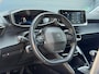 Peugeot 208 1.2 PureTech Allure Carplay,Camera,6 Bak,Stoelverw-Koeling,D-riem vv in 2025,Pdc,Clima,Cruise,Lm velgen,N.A.P,Rijstrooksensor,Nieuwe Apk bij Aflevering