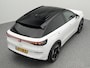 Volkswagen T-Roc R-Line First Edition 1.5 eTSI 150 PK | 360' camera | Black Style | Elek. achterklep | 20 inch velgen |