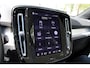 Volvo XC40 2.0 B4 Plus Dark