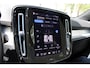 Volvo XC40 2.0 B4 Plus Dark