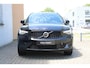 Volvo XC40 2.0 B4 Plus Dark