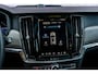 Volvo V90 2.0 T8 Plug-in hybrid AWD Ultra Executive Edition | Bowers & Wilkins Audio | Luchtvering | Lichtmetalen Velgen 20 inch | Massage & Ventilatie | Head-up Display | Panoramadak | Keyless Entry | Elektrische Achterklep | BLIS | Cruise Control Adaptief | Navigatie |