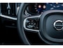 Volvo V90 2.0 T8 Plug-in hybrid AWD Ultra Executive Edition | Bowers & Wilkins Audio | Luchtvering | Lichtmetalen Velgen 20 inch | Massage & Ventilatie | Head-up Display | Panoramadak | Keyless Entry | Elektrische Achterklep | BLIS | Cruise Control Adaptief | Navigatie |