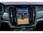 Volvo V90 2.0 T8 Plug-in hybrid AWD Ultra Executive Edition | Bowers & Wilkins Audio | Luchtvering | Lichtmetalen Velgen 20 inch | Massage & Ventilatie | Head-up Display | Panoramadak | Keyless Entry | Elektrische Achterklep | BLIS | Cruise Control Adaptief | Navigatie |