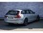 Volvo V90 2.0 T8 Plug-in hybrid AWD Ultra Executive Edition | Bowers & Wilkins Audio | Luchtvering | Lichtmetalen Velgen 20 inch | Massage & Ventilatie | Head-up Display | Panoramadak | Keyless Entry | Elektrische Achterklep | BLIS | Cruise Control Adaptief | Navigatie |