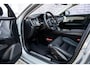 Volvo V90 2.0 T8 Plug-in hybrid AWD Ultra Executive Edition | Bowers & Wilkins Audio | Luchtvering | Lichtmetalen Velgen 20 inch | Massage & Ventilatie | Head-up Display | Panoramadak | Keyless Entry | Elektrische Achterklep | BLIS | Cruise Control Adaptief | Navigatie |