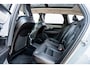 Volvo V90 2.0 T8 Plug-in hybrid AWD Ultra Executive Edition | Bowers & Wilkins Audio | Luchtvering | Lichtmetalen Velgen 20 inch | Massage & Ventilatie | Head-up Display | Panoramadak | Keyless Entry | Elektrische Achterklep | BLIS | Cruise Control Adaptief | Navigatie |