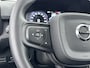 Volvo XC40 T2 Momentum Core | 17" | Navigatie | Carplay | Parkeercamera | Parkeersensoren V+A | Cruise Control | Climate Control | Elektr. inkl. Spiegels