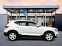 Volvo XC40 T2 Momentum Core | 17" | Navigatie | Carplay | Parkeercamera | Parkeersensoren V+A | Cruise Control | Climate Control | Elektr. inkl. Spiegels