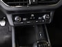 Skoda Kamiq 1.0 TSI Monte Carlo / 110pk / Panorama dak / Achteruitrij camera /
