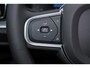 Volvo V60 B4 197pk Essential Edition - Intellisafe Assist/Surround - LED-koplampen - Google Infotainment - Parkeersensoren voor & achter - Parkeercamera achter - Verwarmbare voorstoelen & achterbank - Verwarmbaar stuurwiel - 18' velgen