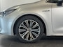 Toyota Corolla Touring Sports 1.8 Hybrid Executive Limited | Dodehoekdetectie | Sportstoelen voor | Elektr. Achterklep | 4 nieuwe zomerbanden | Locatie Zevenaar