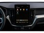 Volvo XC60 2.0 T6 Plug-in hybrid AWD Essential | Gratis Trekhaak | Extra getint glas | Driver Assist | Climate line | 19" | All Season Banden | Charcoal Hemelbekleding | Park Assist Voor en Achter |