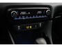 Toyota Yaris 1.5 Hybrid Executive | Panoramadak | Trekhaak | Apple Carplay / Android Auto | Dodehoek detectie | Head-up display | Stoelverwarming | Parkeersensoren voor/achter | 17 inch