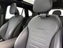 Mercedes-Benz GLC 400 e 4MATIC AMG Plug-In Hybride aprt-26 Panorama dak | 5 spaaks lichtmetalen velgen | Trekhaak | Treeplanken | Parking support | Inclusief 24 maanden MB Certified garantie voor Europa.