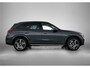 Mercedes-Benz GLC 400 e 4MATIC AMG Plug-In Hybride aprt-26 Panorama dak | 5 spaaks lichtmetalen velgen | Trekhaak | Treeplanken | Parking support | Inclusief 24 maanden MB Certified garantie voor Europa.