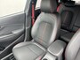 Hyundai Kona 1.0T Premium / Trekhaak (1.200KG) / Cruise Control / Stuur-, Stoelverwarming / Apple Carplay&Android Auto / Navigatie / Airco / Sportief Interieur /