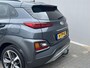 Hyundai Kona 1.0T Premium / Trekhaak (1.200KG) / Cruise Control / Stuur-, Stoelverwarming / Apple Carplay&Android Auto / Navigatie / Airco / Sportief Interieur /