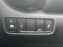 Hyundai Kona 1.0T Premium / Trekhaak (1.200KG) / Cruise Control / Stuur-, Stoelverwarming / Apple Carplay&Android Auto / Navigatie / Airco / Sportief Interieur /