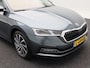 Skoda Octavia Combi 1.5 e-TSi 150 Pk Automaat Business Edition Plus | Stoelverwarming | Camera | Adaptive Cruise | Trekhaak | CarPlay | 18 Inch | 93.399 Km !!