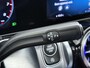 Mercedes-Benz GLB 200 AMG Premium Plus | Panorama - Schuifdak | Trekhaak | Memory Seats | Multibeam LED Koplampen | Sfeerverlichting | DAB+ Radio | Stoelverwarming Voor | Achteruitrij Camera