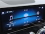 Mercedes-Benz GLB 200 AMG Premium Plus | Panorama - Schuifdak | Trekhaak | Memory Seats | Multibeam LED Koplampen | Sfeerverlichting | DAB+ Radio | Stoelverwarming Voor | Achteruitrij Camera