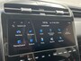 Hyundai Tucson 1.6 T-GDI HEV Comfort / Trekhaak (1.650KG) / Adaptief Cruise Control / Stoelverwarming / Led Lampen / Achteruitrijcamera / Parkeer Sensoren Voor & Achter / Apple Carplay&Android Auto / Navigatie /