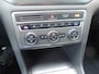 Volkswagen Golf Sportsvan 1.2TSI 110PK DSG Lounge - 2015 - Automaat - Trekhaak - pdc