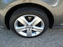 Volkswagen Touran 1.4TSI 140PK DSG - 2014 - 158DKM - Panodak - Navi - Trekhaak - xenon