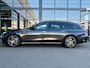 Mercedes-Benz E-klasse E 300 e Estate AMG Line | Nightpakket | Rijassistentiepakket Plus | Trekhaak | Achteruitrijcamera | Stoelverwarming