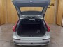 Volvo V60 2.0 B3 Plus Dark | BLIS | Panoramadak | Stoelverwarming | Trekhaak | 360 Camera | Keyless start / entry |