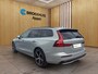 Volvo V60 2.0 B3 Plus Dark | BLIS | Panoramadak | Stoelverwarming | Trekhaak | 360 Camera | Keyless start / entry |