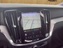 Volvo V60 2.0 B3 Plus Dark | BLIS | Panoramadak | Stoelverwarming | Trekhaak | 360 Camera | Keyless start / entry |
