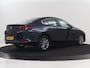 Mazda 3 2.0 e-SkyActiv-G M Hybrid 122 Comfort | Head-Up | Adaptive cruise | Camera | Carplay | Stuurverwarming | Full LED | Stoelverwarming | Navi Full map | Climate control