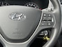 Hyundai i20 1.0 T-GDI Comfort | AUTOMAAT | All Season Banden | Vaste trekhaak 800 Kg | Cruise control | Navigatie | Stoel en stuurverwarming | Apple CarPlay