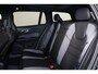 Volvo V60 T6 Recharge AWD Plus Dark - Panorama/schuifdak - IntelliSafe Assist & Surround - 360º Camera - Harman/Kardon audio - Verwarmde voorstoelen, stuur & achterbank - Parkeersensoren voor & achter - Elektr. bedienb. voorstoelen met geheugen - Head up display - Extra getint glas - 19' LMV