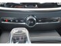 Volvo V60 T6 Recharge AWD Plus Dark - Panorama/schuifdak - IntelliSafe Assist & Surround - 360º Camera - Harman/Kardon audio - Verwarmde voorstoelen, stuur & achterbank - Parkeersensoren voor & achter - Elektr. bedienb. voorstoelen met geheugen - Head up display - Extra getint glas - 19' LMV