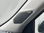 Mitsubishi Outlander 2.4 PHEV Instyle / 8 jaar Fabrieksgarantie / Trekhaak (1.600KG) / Panoramadak / Elektr. Voorstoelen Met Geheugen / Stoel Verwarming Voor & Achter / Stuur & Voorruit Verwarming / Elektr. Achterklep / Apple Carplay & Android Auto / Navigatie / Airco / Dodehoek Detectie /
