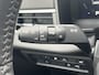 Mitsubishi Outlander 2.4 PHEV Instyle / 8 jaar Fabrieksgarantie / Trekhaak (1.600KG) / Panoramadak / Elektr. Voorstoelen Met Geheugen / Stoel Verwarming Voor & Achter / Stuur & Voorruit Verwarming / Elektr. Achterklep / Apple Carplay & Android Auto / Navigatie / Airco / Dodehoek Detectie /