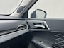 Mitsubishi Outlander 2.4 PHEV Instyle / 8 jaar Fabrieksgarantie / Trekhaak (1.600KG) / Panoramadak / Elektr. Voorstoelen Met Geheugen / Stoel Verwarming Voor & Achter / Stuur & Voorruit Verwarming / Elektr. Achterklep / Apple Carplay & Android Auto / Navigatie / Airco / Dodehoek Detectie /