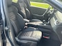 Renault Clio 1.6 E-Tech Hybrid 145 R.S. Line / Lederen Bekleding / Stoelverwarming / Dealer Onderhouden / Achteruitrijcamera / Apple Carplay & Android Auto / Navigatie /