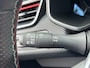 Renault Clio 1.6 E-Tech Hybrid 145 R.S. Line / Lederen Bekleding / Stoelverwarming / Dealer Onderhouden / Achteruitrijcamera / Apple Carplay & Android Auto / Navigatie /